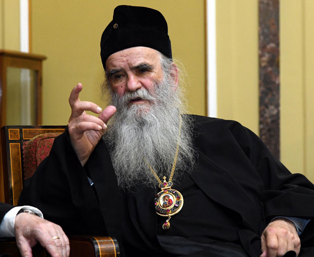 Мила зовем издајником јер је КиМ предао разбојнику Тачију, народ је васкрснуо, идемо до победе: Митрополит црногорско-приморски Амфилохије о протестима и Црној Гори